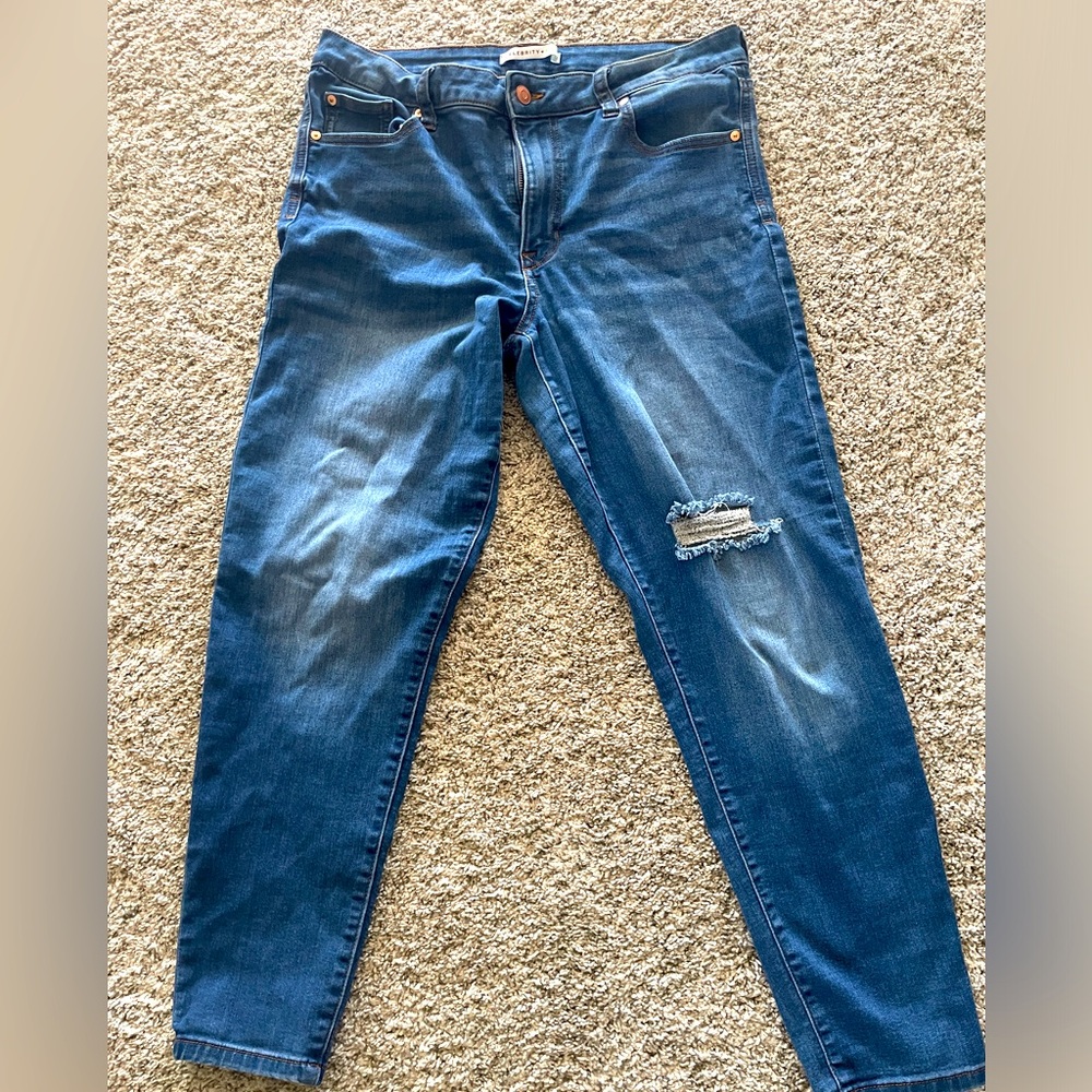 Celebrity Pink Skinny jeans